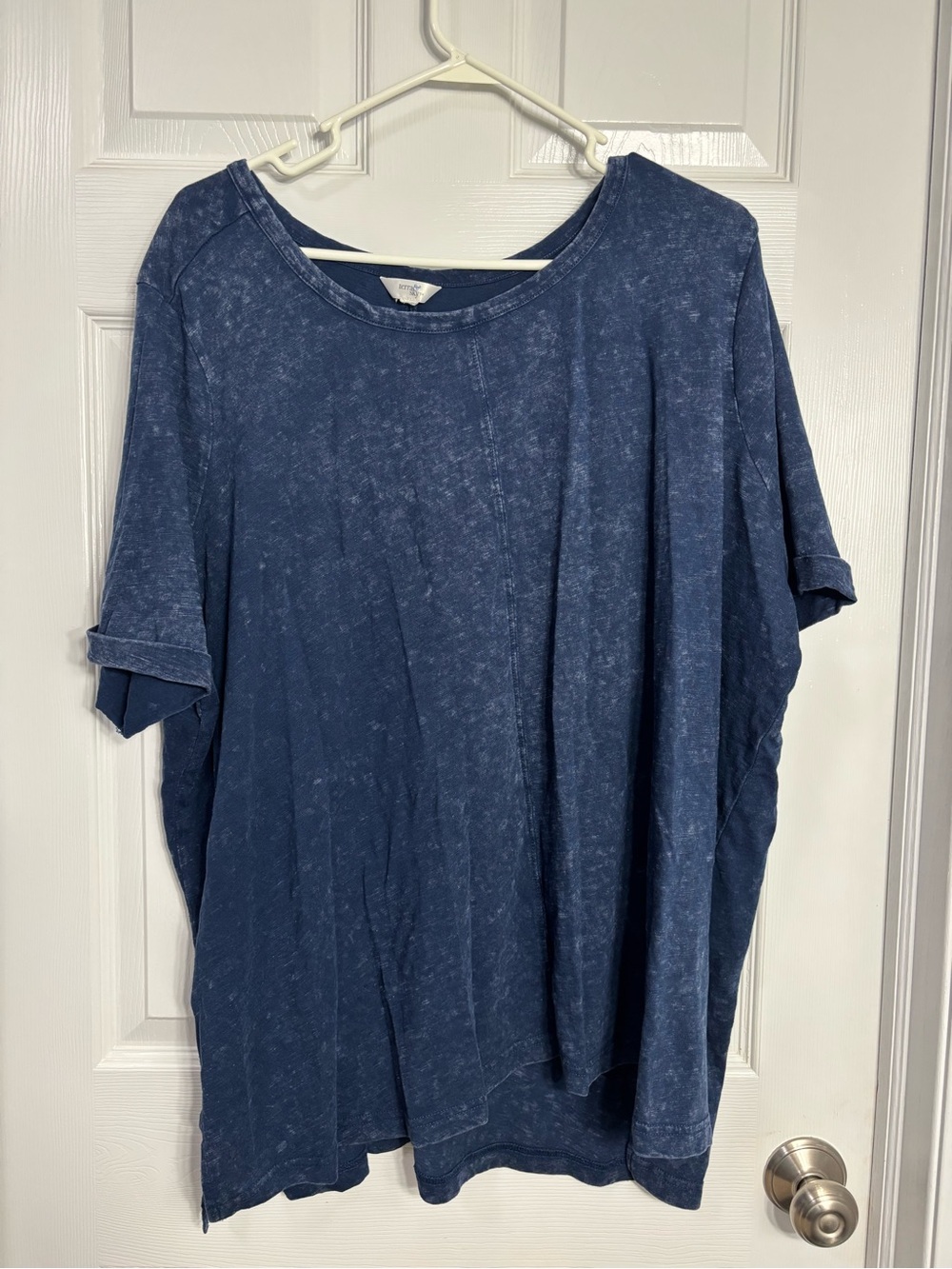 Terra & Sky Washed Navy Short-Sleeve Crewneck Tee